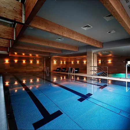 Vacationclub - Seaside Park Penthouse 608 * コウォブジェク